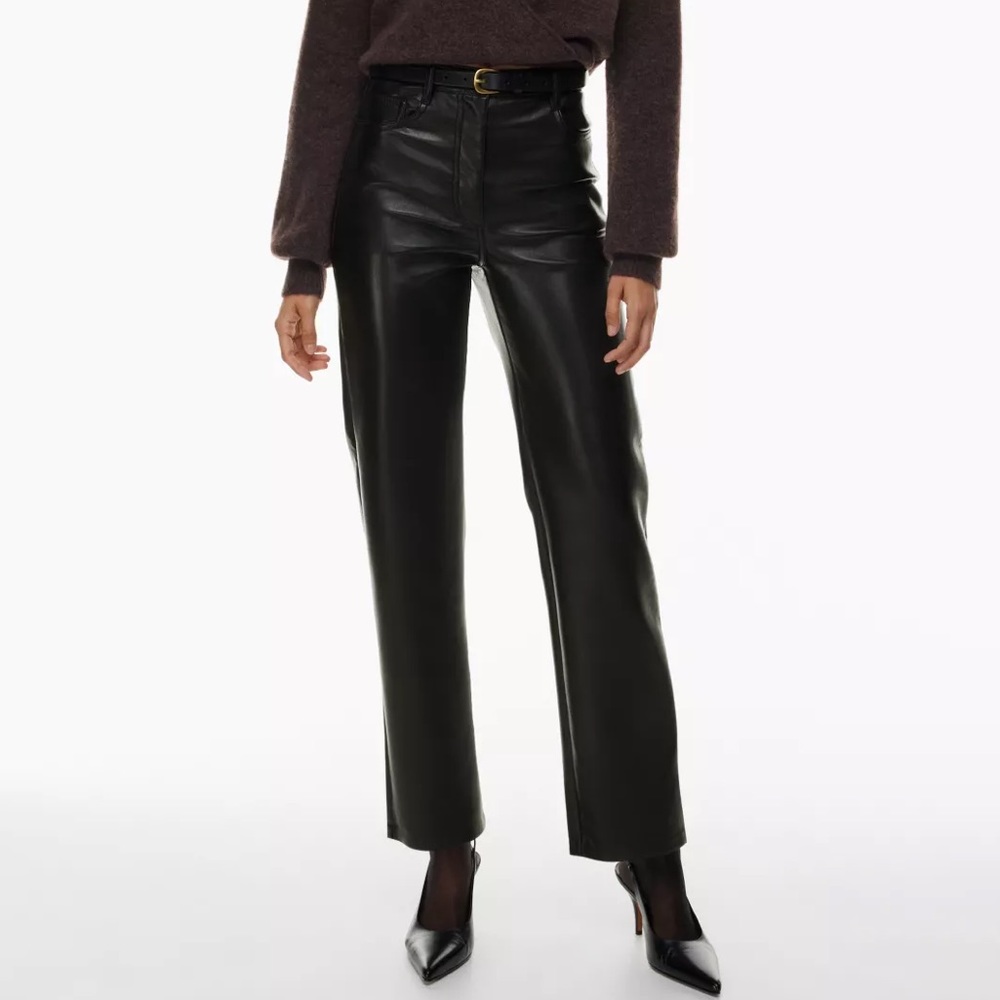 Melina pant in black - Aritzia